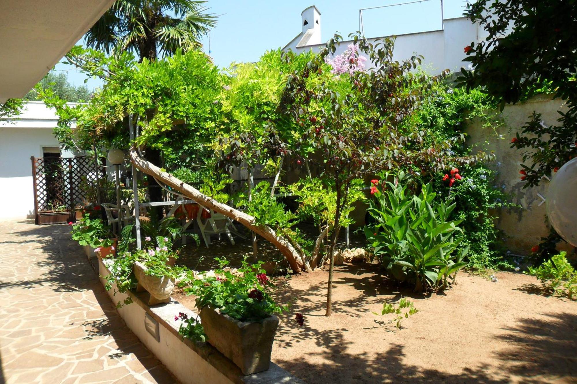 Bed&Breakfast L'Oasi Nardo Bagian luar foto